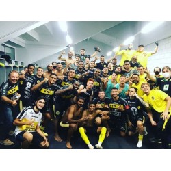 FC Cascavel vence o Figueirense de virada e avança na Copa do Brasil